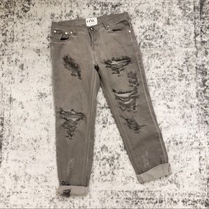 ONE Teaspoon Distressed Boyfriend Jeans